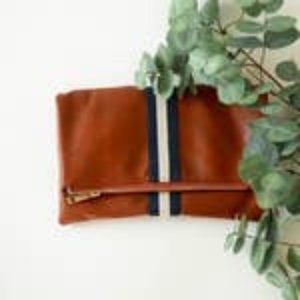 BRAND NEW PREPPY STRIE BROWN FOLDOVER CLUTCH